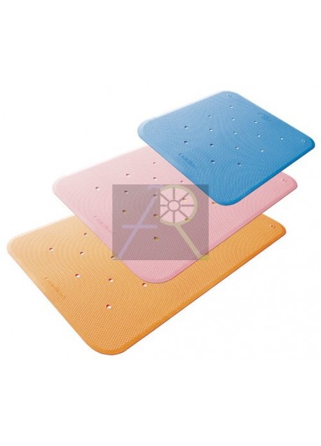 Three-touch triangular anti-slip mat